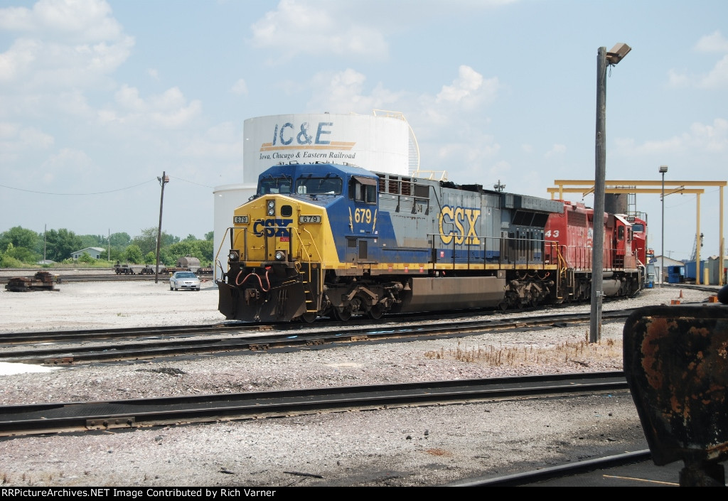 CSX 679